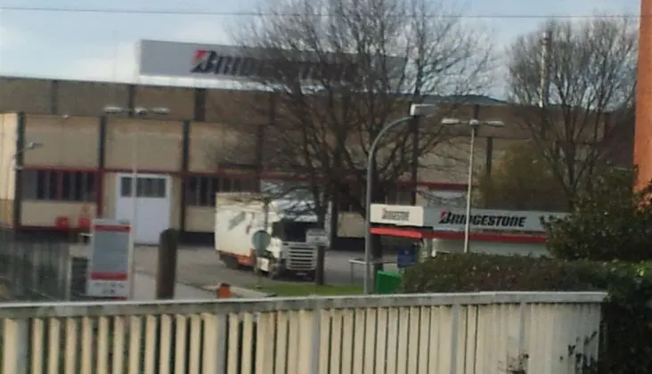 Fábrica de Bridgestone en Puente San Miguel