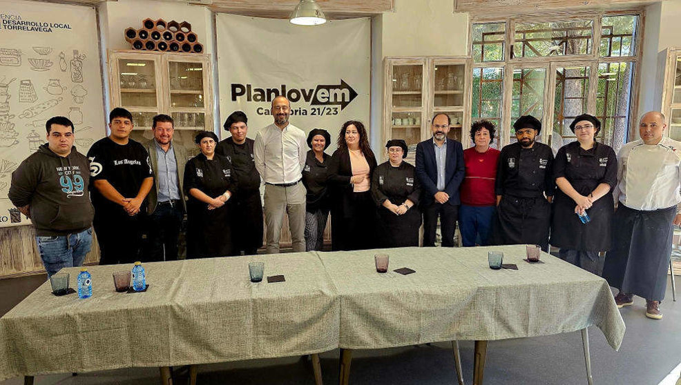 Clausura de la Escuela de Talento Joven depastelería y cocina