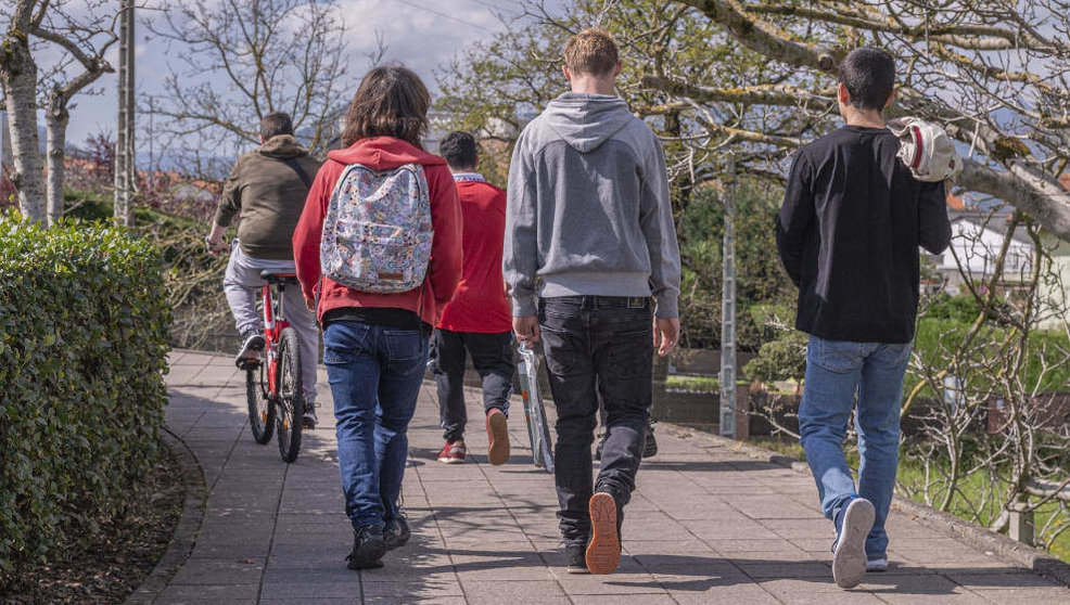 Jóvenes en Torrelavega