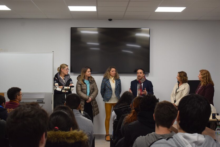 Inauguración de las escuelas de Talento Joven