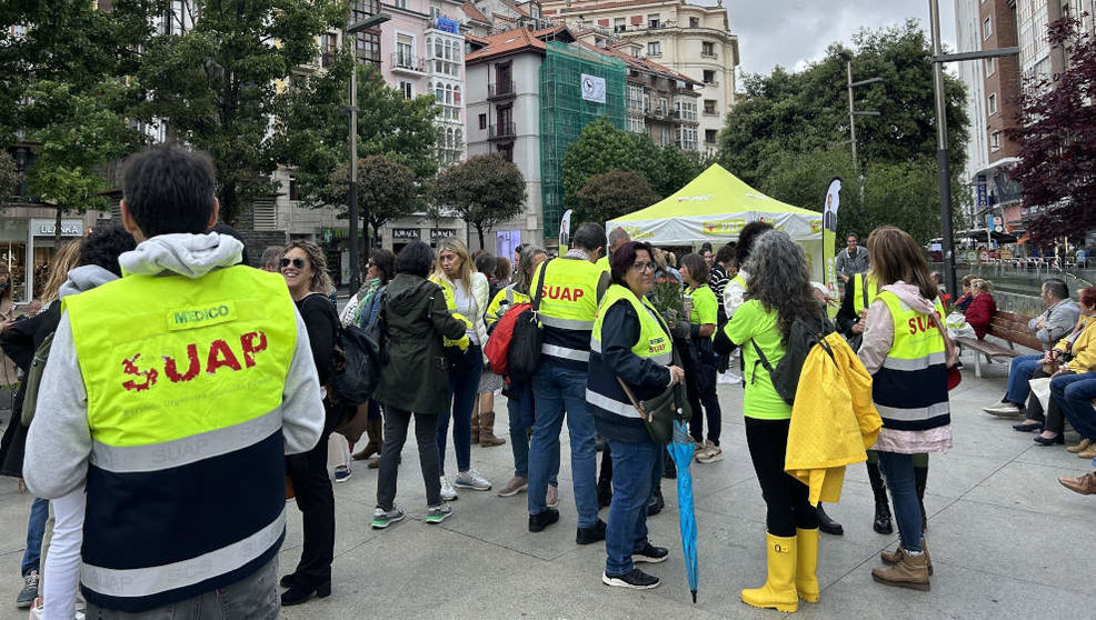 Concentración del personal de los SUAP en Santander | Foto: Archivo