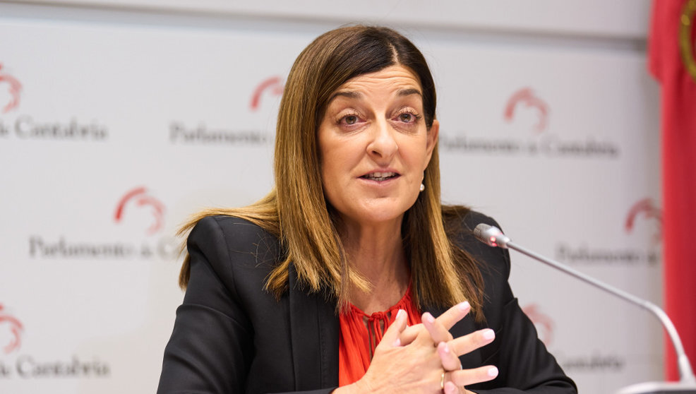 La presidenta de Cantabria, María José Sáenz de Buruaga