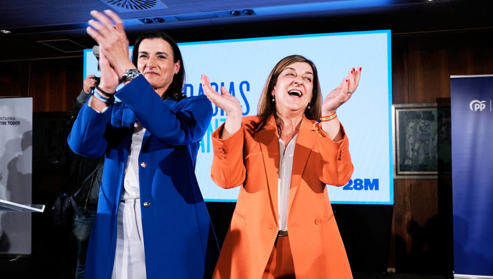 La candidata del PP a la Alcaldía de Santander, Gema Igual, y la candidata del PP a la Presidencia de Cantabria, María José Sáenz de Buruaga