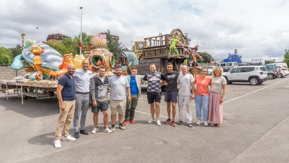 La Gala Floral de Torrelavega incorpora este año dos carrozas de Reinosa