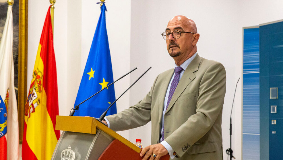 El consejero de Salud de Cantabria, César Pascual