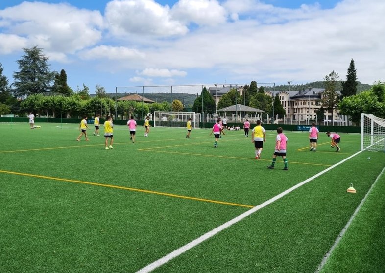 Escuela de Fútbol Piélagos. Foto| Archivo