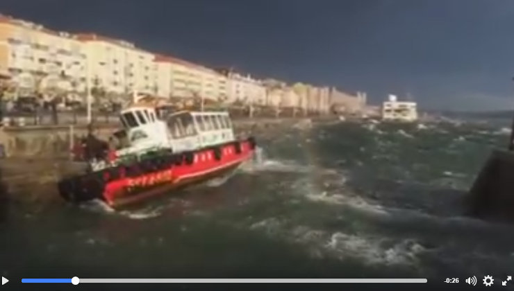 Viento y fuertes mareas en Bahía de Santander