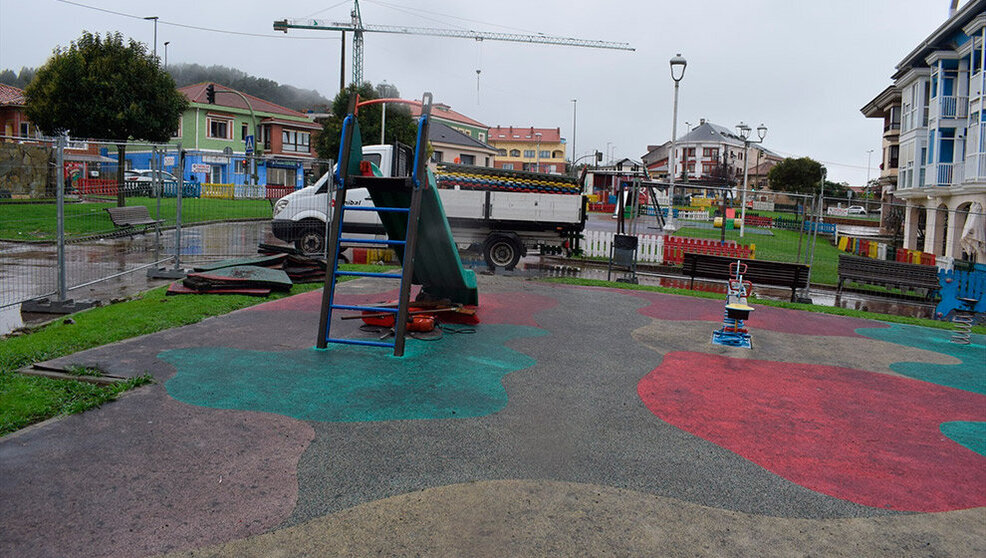 Parque infantil del centro de Liencres