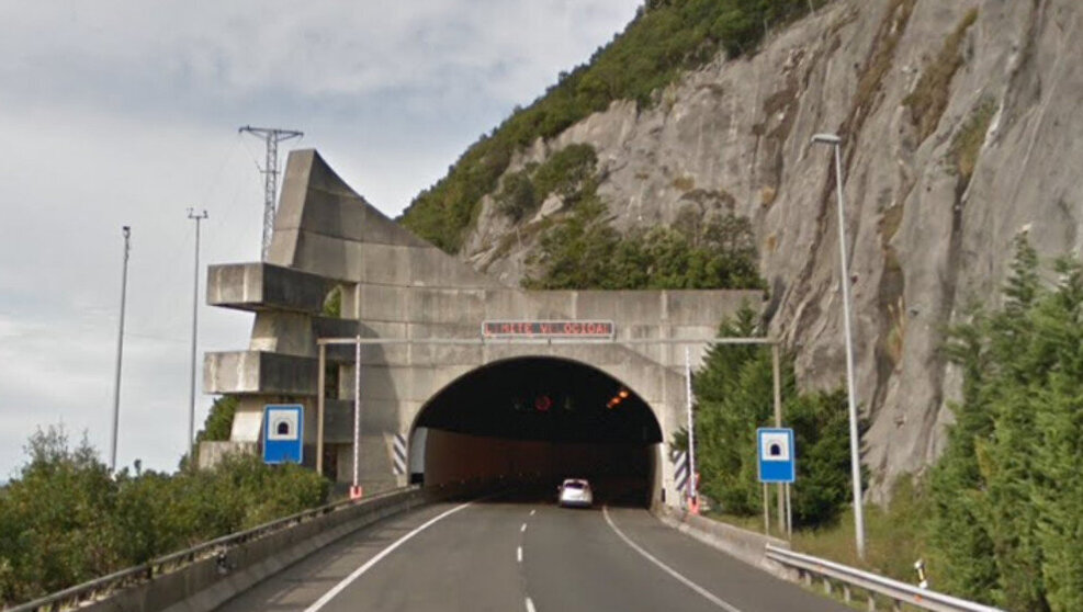 Túnel de la A-8 a la altura de Islares | Foto- Google Maps