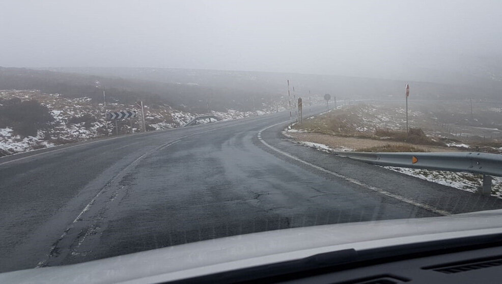 La nieve ha obligado a cerrar Puerto de Lunada