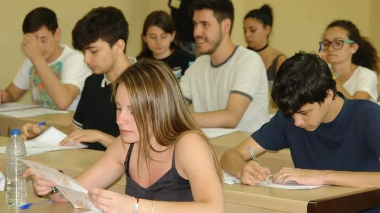 El conocimiento de los alumnos sobre el Franquismo tendrá menos relevancia en la prueba de acceso a la Universidad