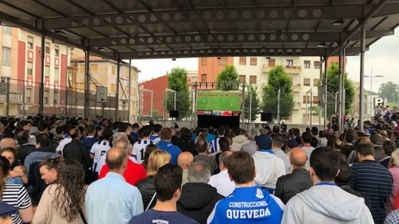 La afición viendo el partido