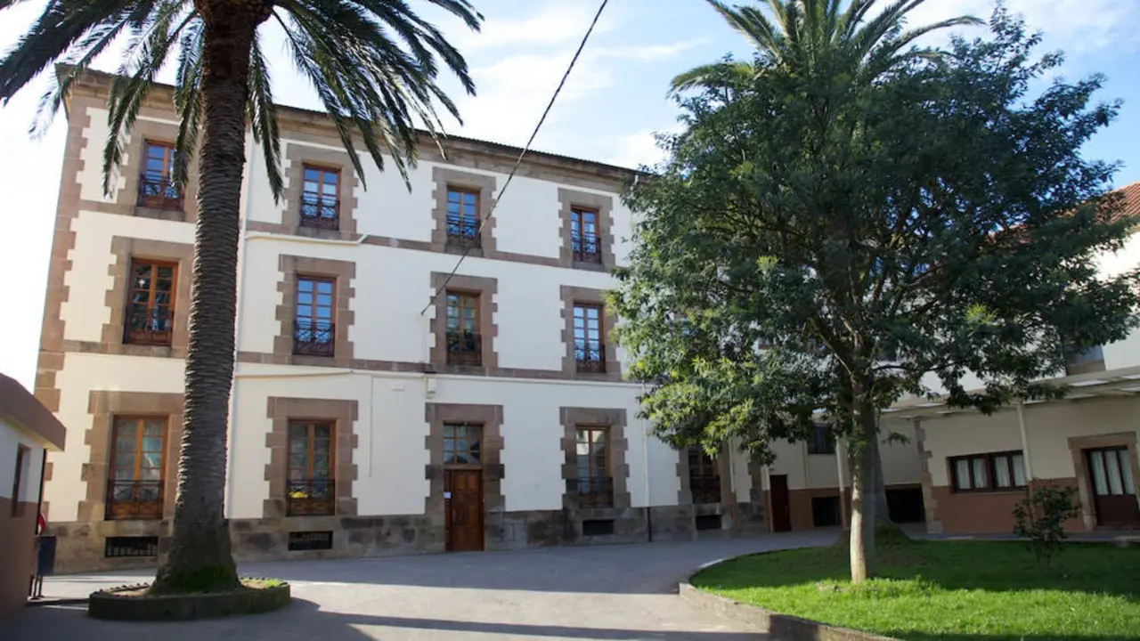 Colegio Apostolado del Sagrado Corazón de Ceceñas | Foto: educantabria