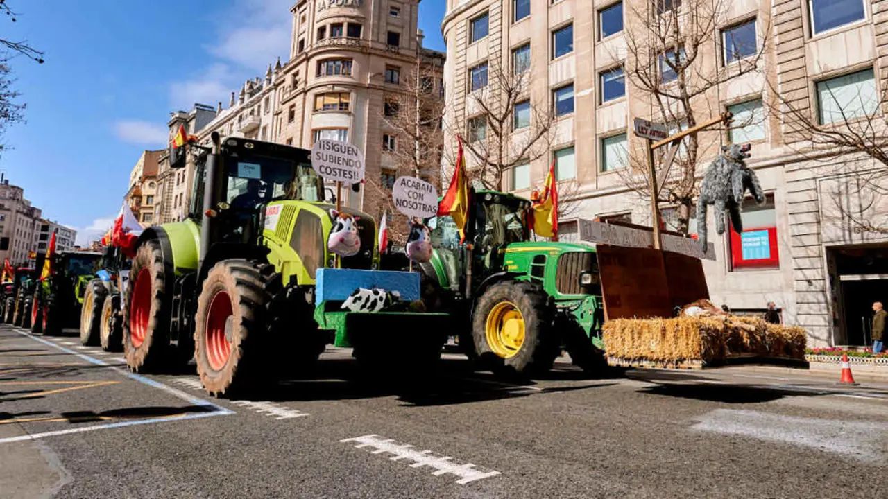 Concentración de tractores en Santander | Foto: Archivo