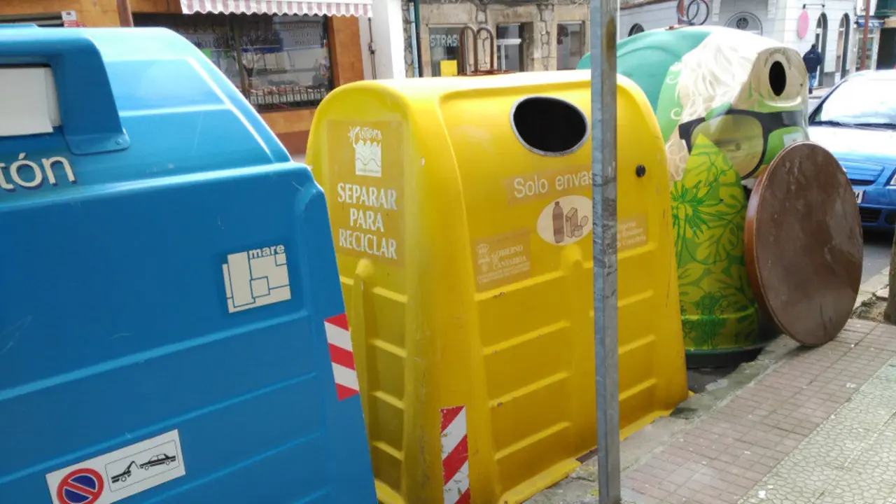 Contenedores de reciclaje