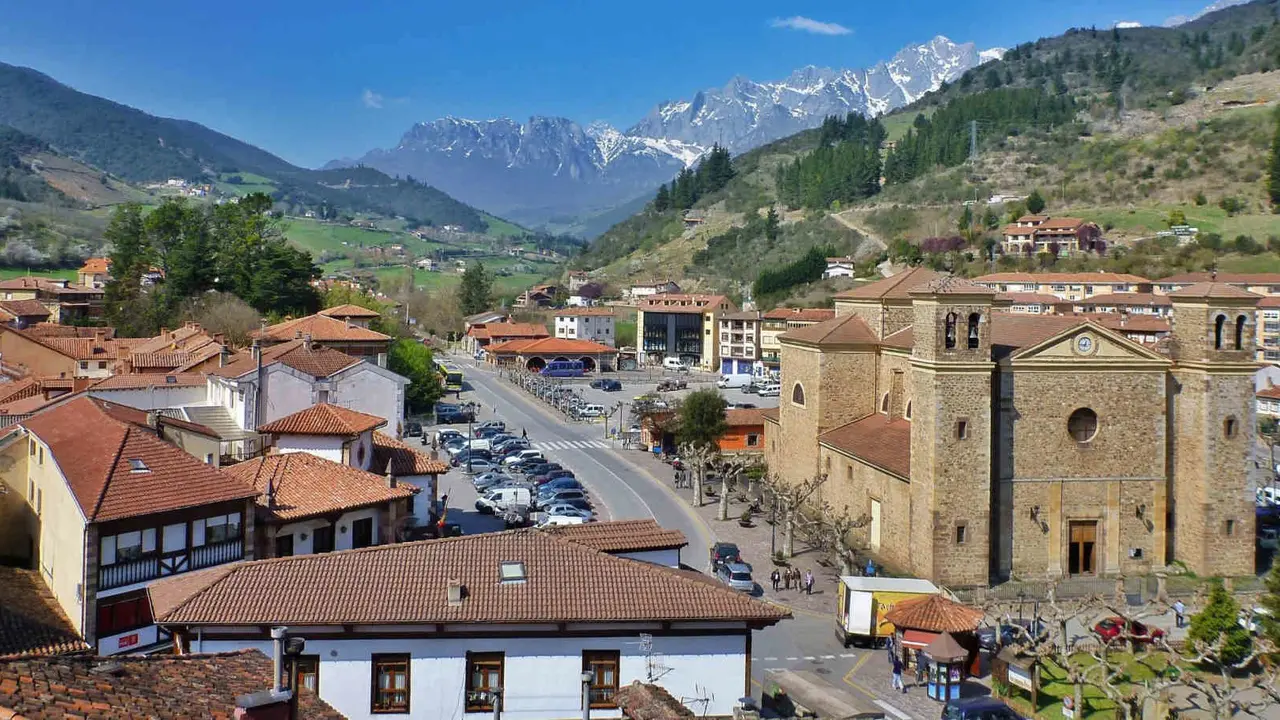 Potes, capital de la comarca de Liébana