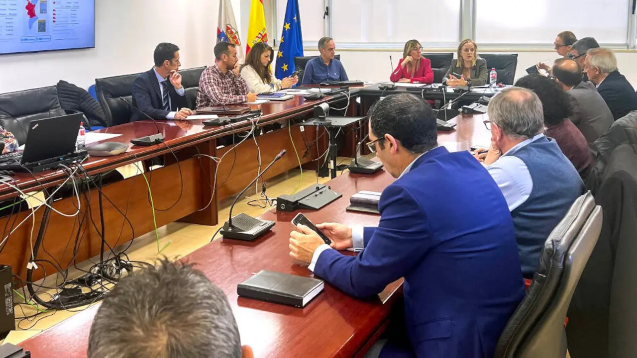 Reunión del comité de seguimiento de los medios desplazados para ayudar a los afectados por la DANA