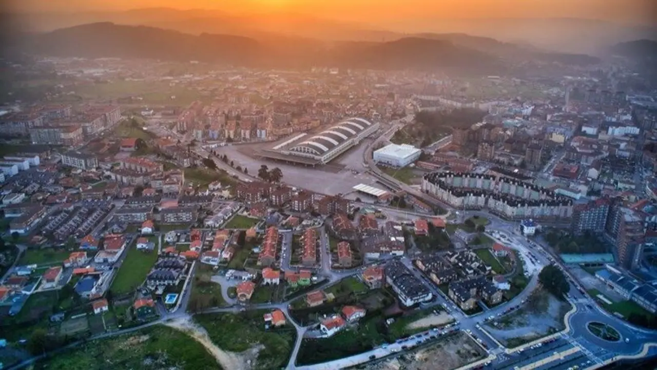 Toma aérea de Torrelavega. Foto de- El Tomavistas de Santander.